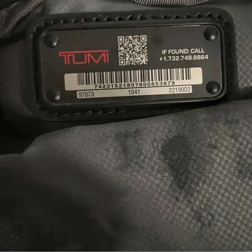 TUMI Mens Toiletry Bag